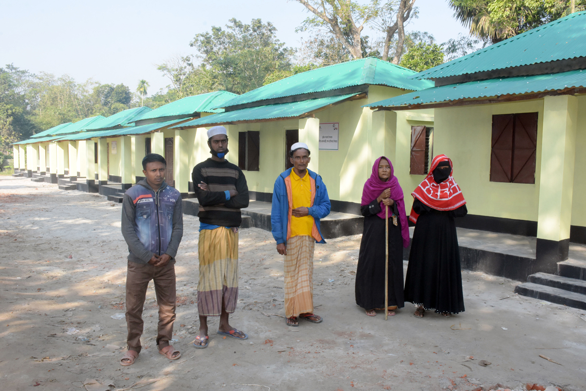 কুমিল্লায় মাথা গোঁজার ঠাঁই পেয়ে বাঁচার স্বপ্ন দেখছে ১৯৩ ভূমিহীন পরিবার 