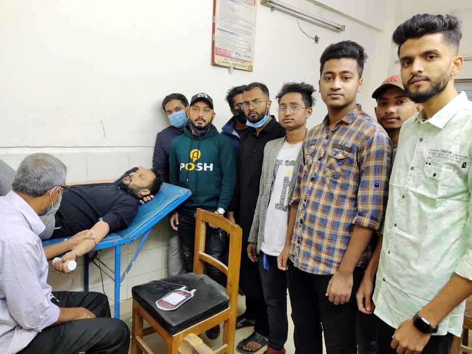 নতুন বছরের প্রথম দিনে শতাধিক ব্যাগ রক্ত দিয়ে অনন্য দৃষ্টান্ত স্থাপন করলো ‘জাগ্রত মানবিকতা’ নতুন বছরের প্রথম দিনে শতাধিক ব্যাগ রক্ত দিয়ে অনন্য দৃষ্টান্ত স্থাপন করলো ‘জাগ্রত মানবিকতা’