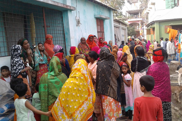 মেয়ের আত্মহত্যার খবরে বাবার মৃত্যু মেয়ের আত্মহত্যার খবরে বাবার মৃত্যু