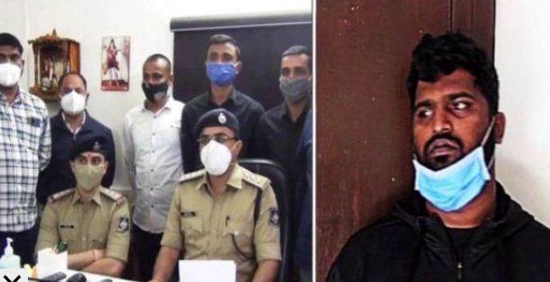 প্রেমিকাকে সাইবার বুলিং! প্রেমিকাকে সাইবার বুলিং!
