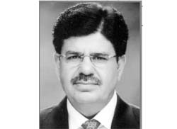 ওরা যত বেশি জানে, তত কম মানে! ওরা যত বেশি জানে, তত কম মানে!