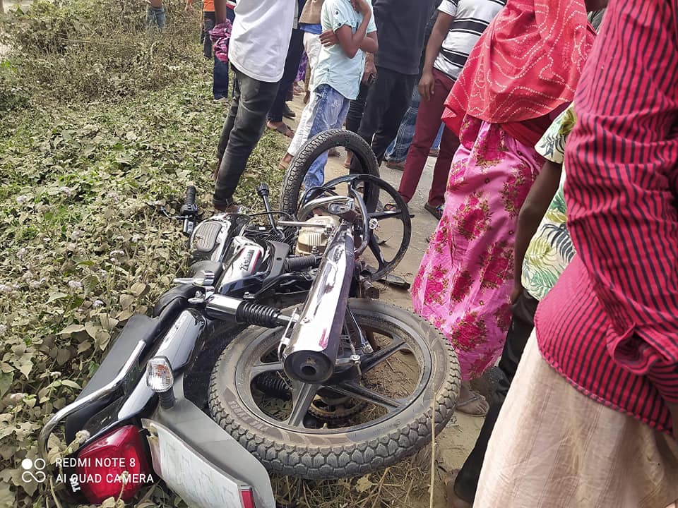 কুমিল্লা দুই মোটরসাইকেল সংঘর্ষে এক আরোহী নিহত কুমিল্লা দুই মোটরসাইকেল সংঘর্ষে এক আরোহী নিহত