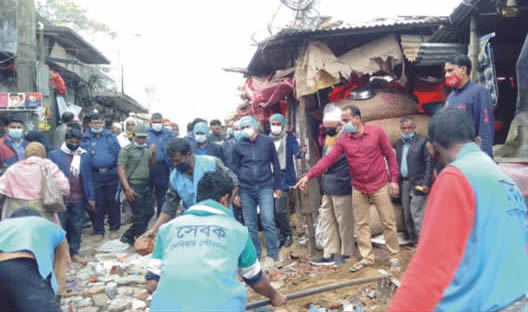 দেবীদ্বারে নিউমার্কেট এলাকায় উচ্ছেদ দেবীদ্বারে নিউমার্কেট এলাকায় উচ্ছেদ