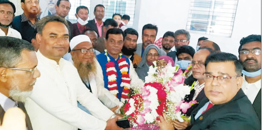 চৌদ্দগ্রাম পৌরসভার নবনির্বাচিত মেয়র জিএম মীর হোসেনকে সংবর্ধনা চৌদ্দগ্রাম পৌরসভার নবনির্বাচিত মেয়র জিএম মীর হোসেনকে সংবর্ধনা