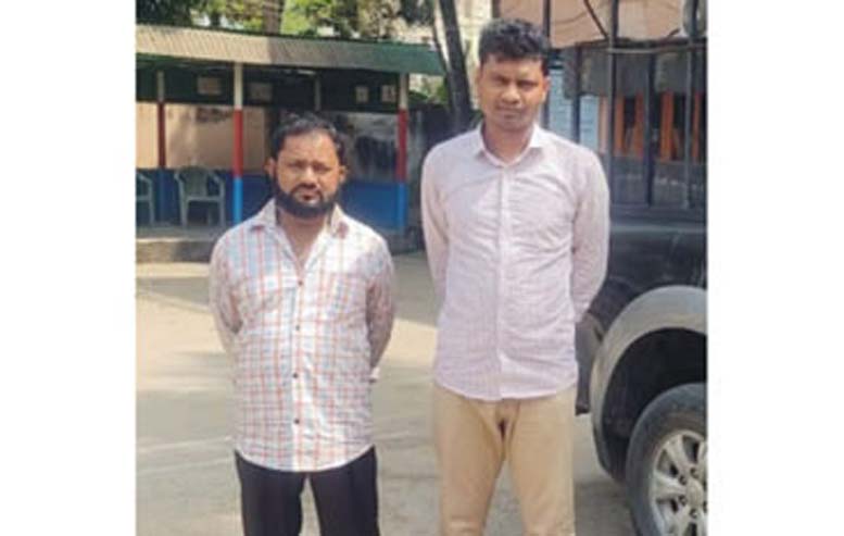 যুবকের পেটের ভেতর ৯১০ পিস ইয়াবা যুবকের পেটের ভেতর ৯১০ পিস ইয়াবা
