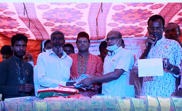 ১০৫ জন প্রবীণ আওয়ামী লীগ নেতা-কর্মীকে সম্মাননা প্রদান