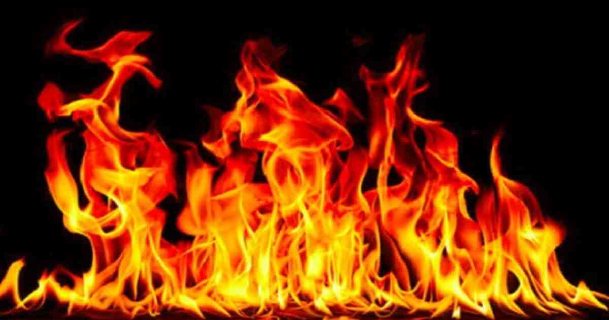 রাজশাহীতে তুলার গুদামে আগুন