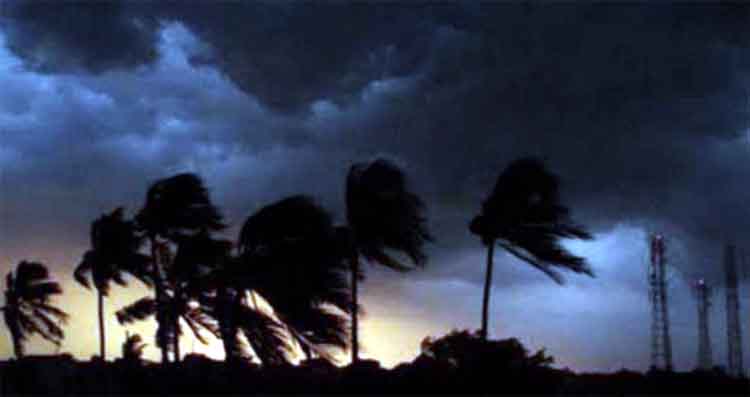 কুমিল্লায় ঝড়ো হাওয়াসহ বজ্রবৃষ্টির সম্ভাবনা কুমিল্লায় ঝড়ো হাওয়াসহ বজ্রবৃষ্টির সম্ভাবনা