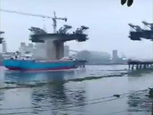 শীতলক্ষ্যায় লঞ্চডুবি, তরুণীর লাশ উদ্ধার