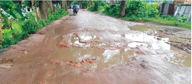 ভোগান্তির আরেক নাম কুমিল্লা-বাগড়া সড়ক