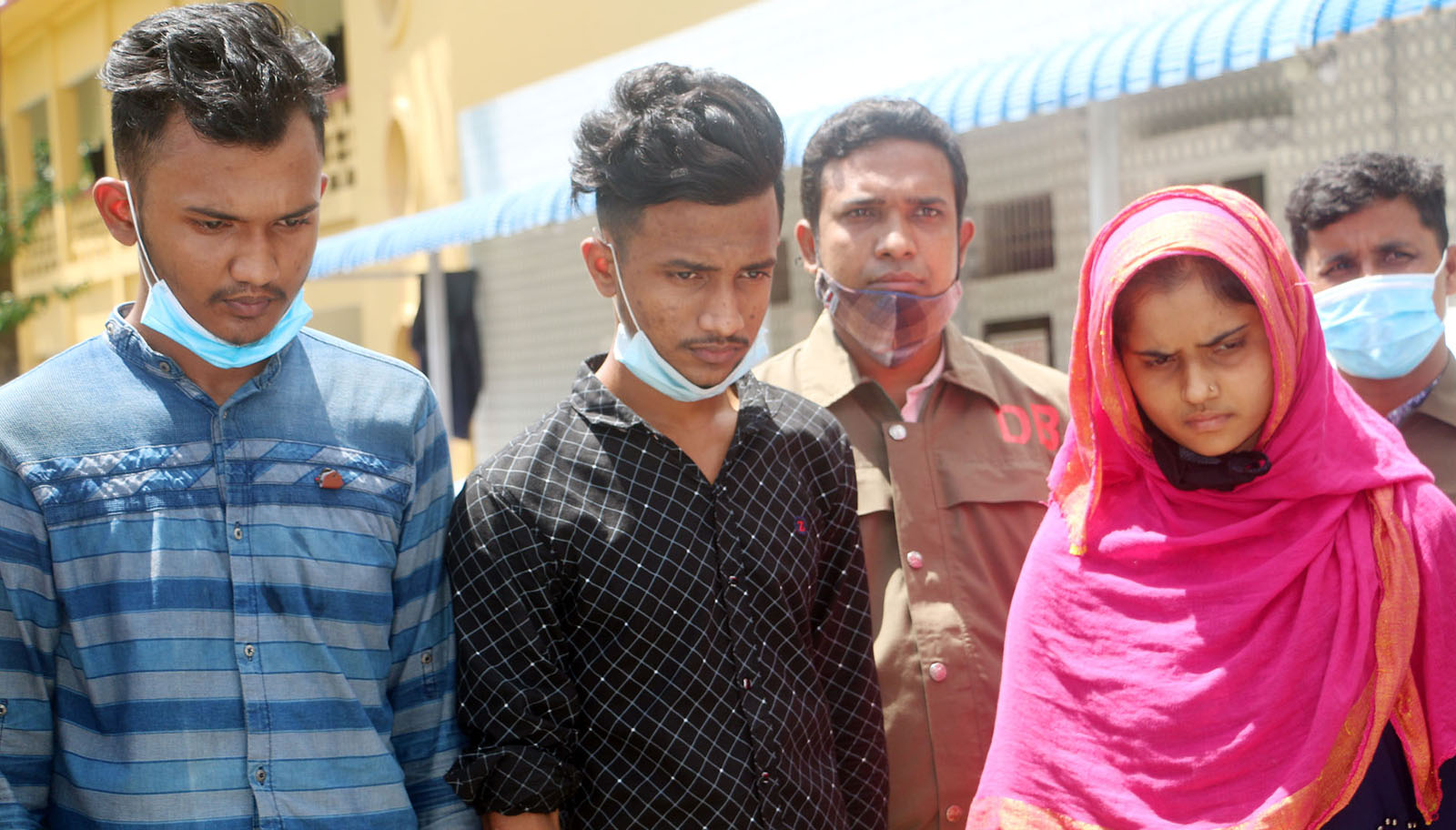 কুমিল্লায় কম্বল চেপে বৃদ্ধ শ্বশুর-শাশুড়িকে খুন করে পুত্রবধূ