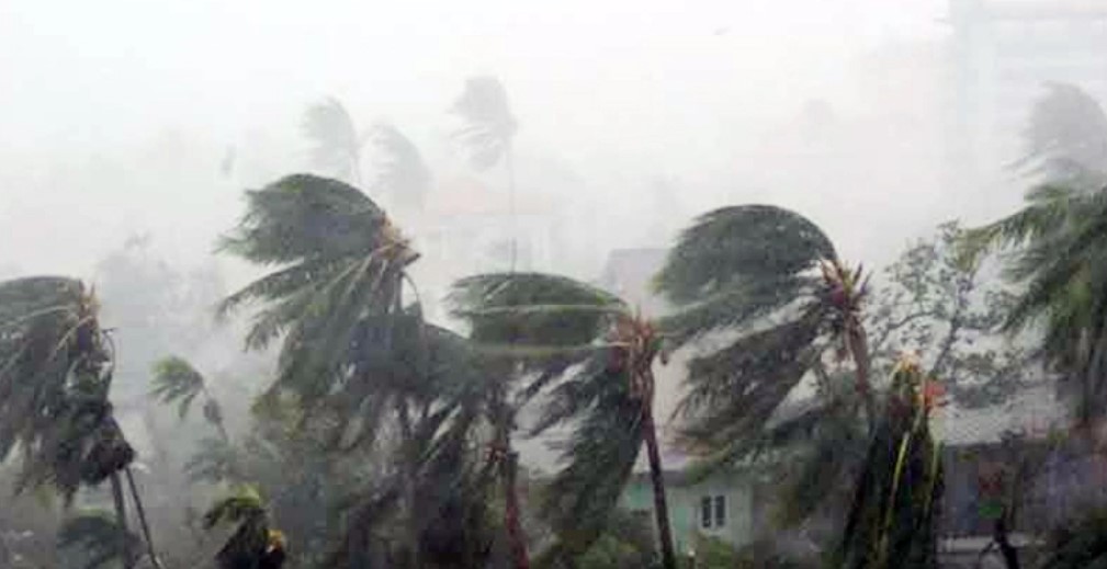 দেশের বিভিন্ন স্থানে ভারি বৃষ্টির পূর্বাভাস