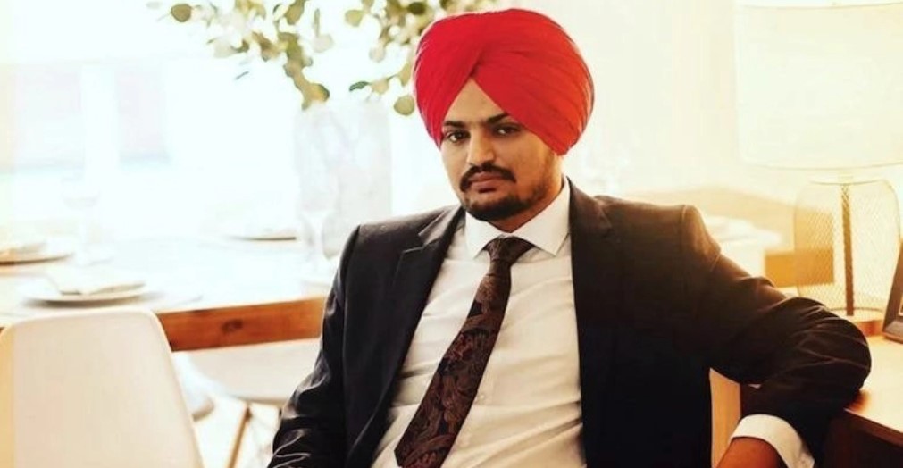 গুলি করে গায়ক সিধুকে খুন, তারকাদের শোক প্রকাশ 