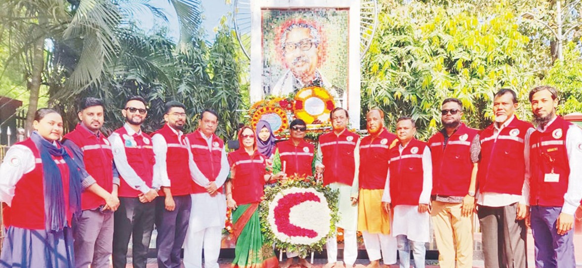  স্বাধীনতা দিবসে কুমিল্লা রেডক্রিসেন্ট ইউনিটের উদ্যোগে শ্রদ্ধা নিবেদন