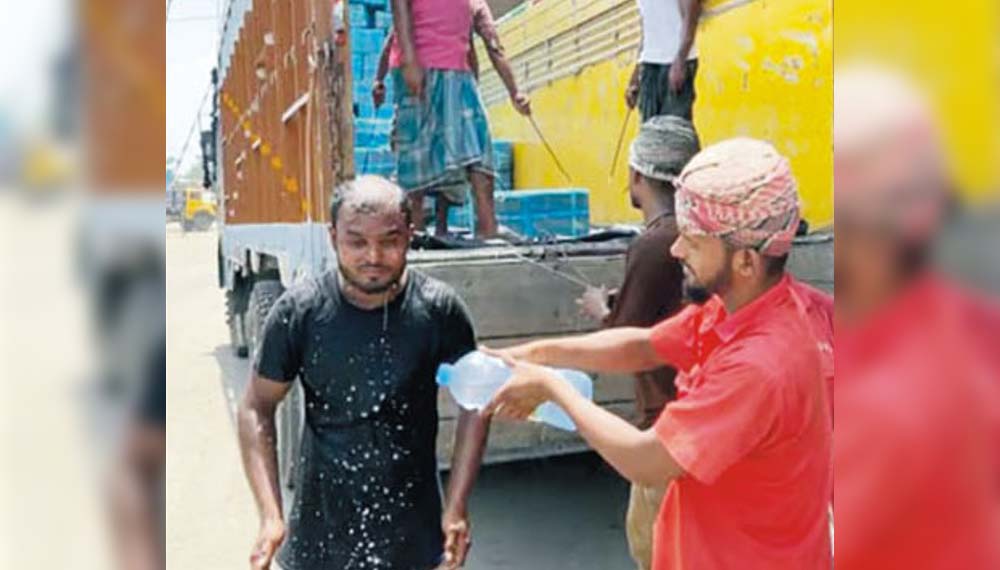   সাত জেলায় ‘হিট স্ট্রোকে’ ৮ জনের মৃত্যু