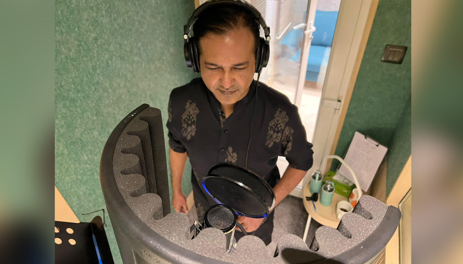 অনুরাধা পড়োয়ালের সাথে গানে এআর রাহমানের স্টুডিওতে কণ্ঠ দিলেন আসিফ