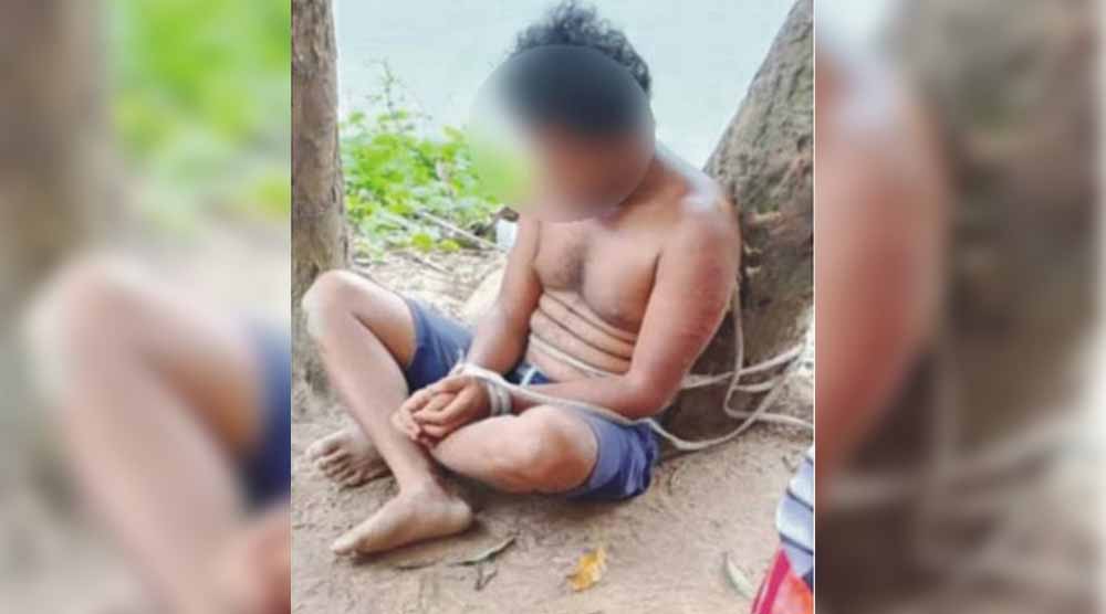   যুবককে গাছের সাথে বেঁধে নির্যাতনের অভিযোগ