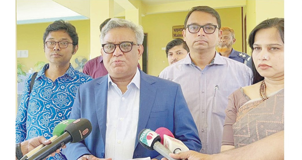  কুবির উদ্ভূত পরিস্থিতি নিয়ে আক্ষেপ ঢাবি উপাচার্য ও ইউজিসি সদস্যের 