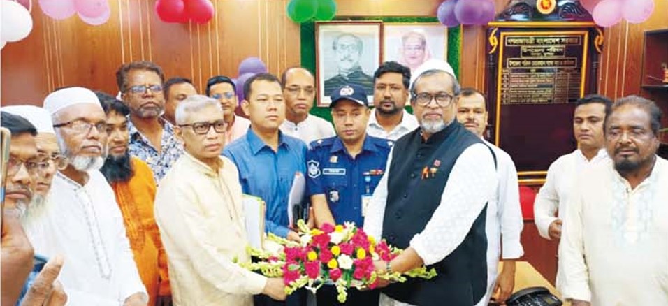  বরুড়ায় ৬ষ্ঠ উপজেলা পরিষদের প্রথম সভা ও দায়িত্ব গ্রহণ 