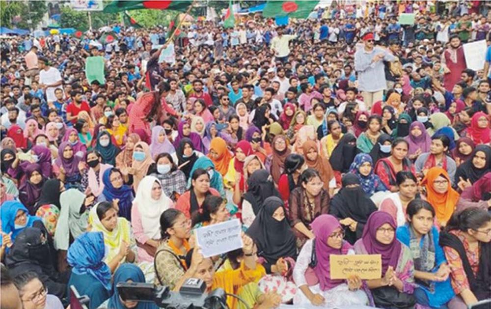   কোটা বাতিলের দাবিতে আবারও শাহবাগ অবরোধ