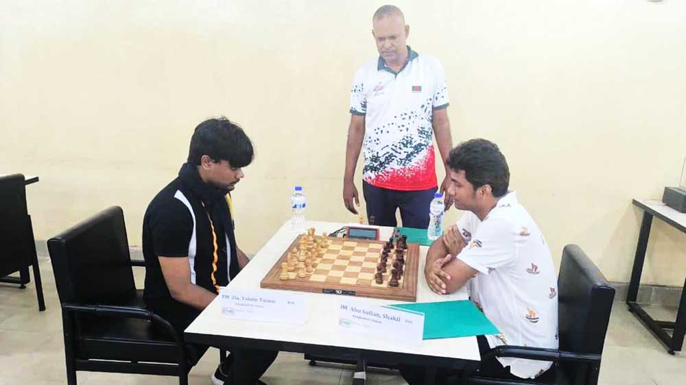  দাবা বোর্ডে ফিরলেন গ্র্যান্ডমাস্টার জিয়ার পুত্র