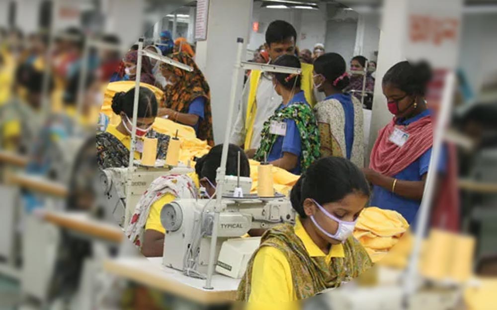   কুমিল্লায় খোলা ছিল গার্মেন্টস ও কারখানা 