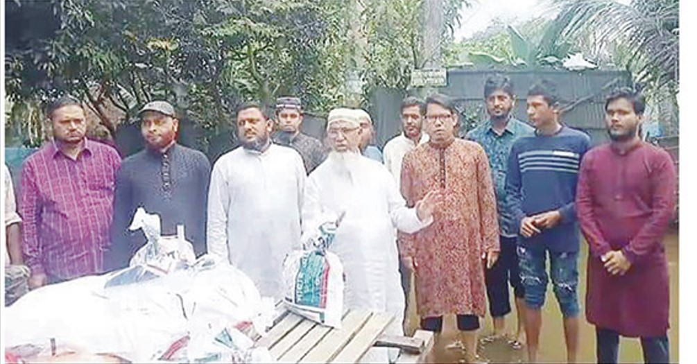  কুমিল্লা মহানগরী জামায়াতের খাদ্য সামগ্রী বিতরণ