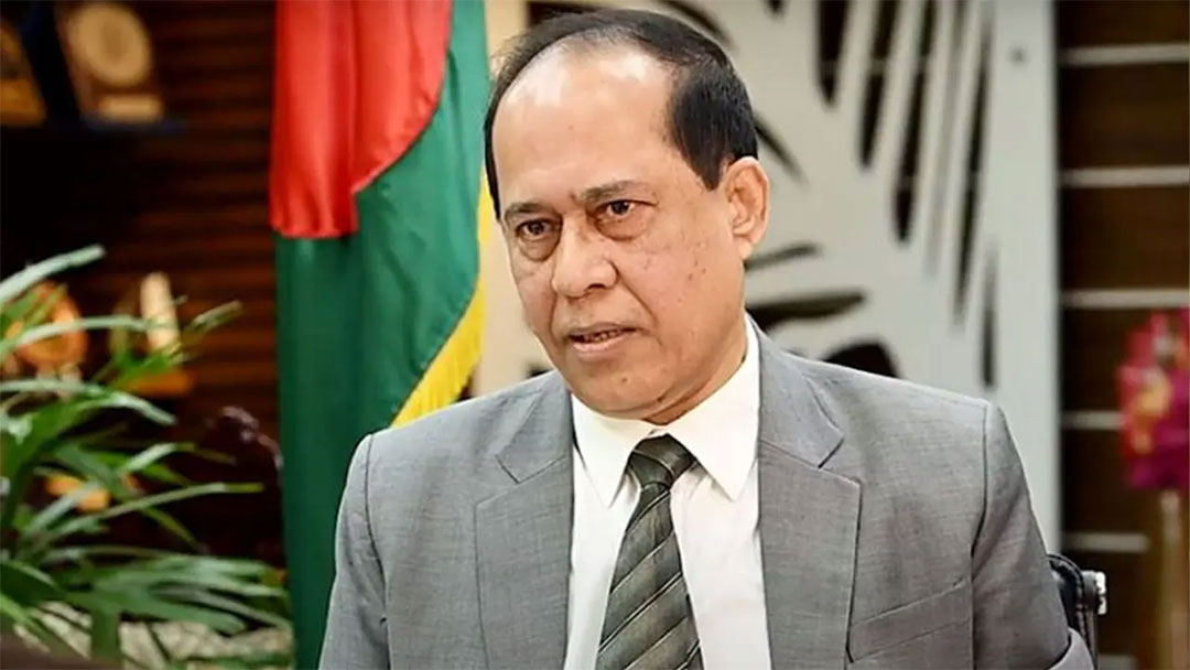  সিইসিসহ পাঁচ কমিশনারের পদত্যাগ