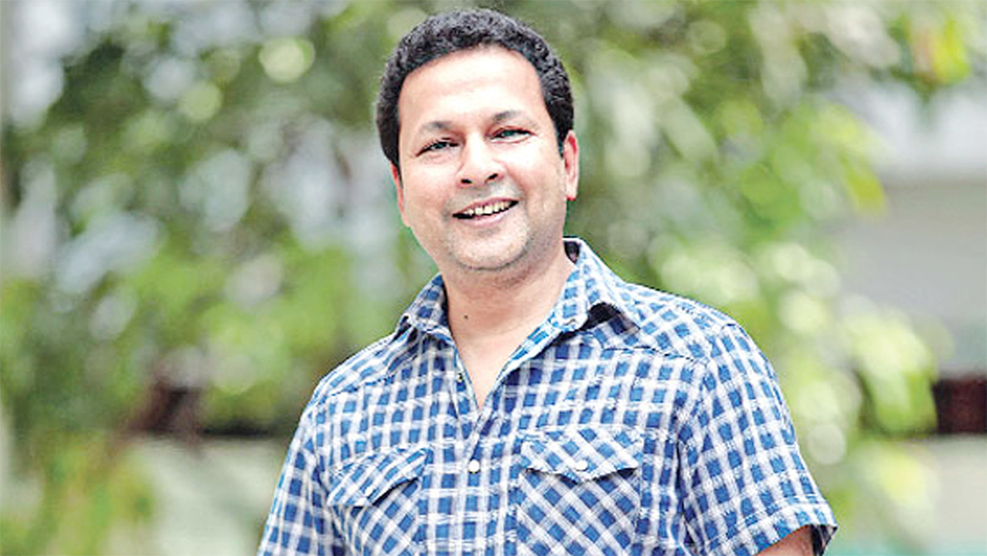  শিল্পীদের সঙ্গে মানুষ ছবি তুলবে,আমরা শিল্পী  : বাপ্পারাজ