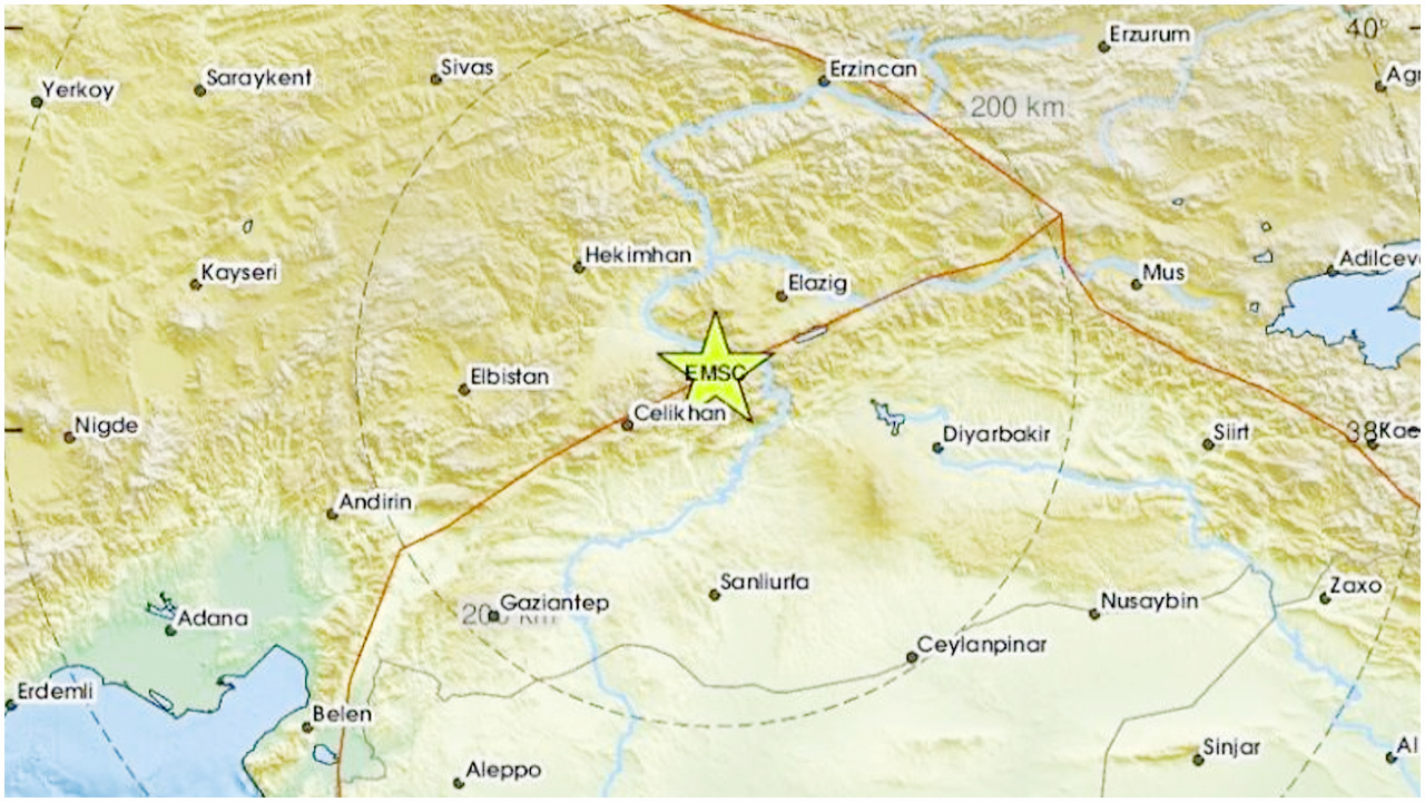তুরস্কে ৬.১ মাত্রার শক্তিশালী ভূমিকম্পের আঘাত