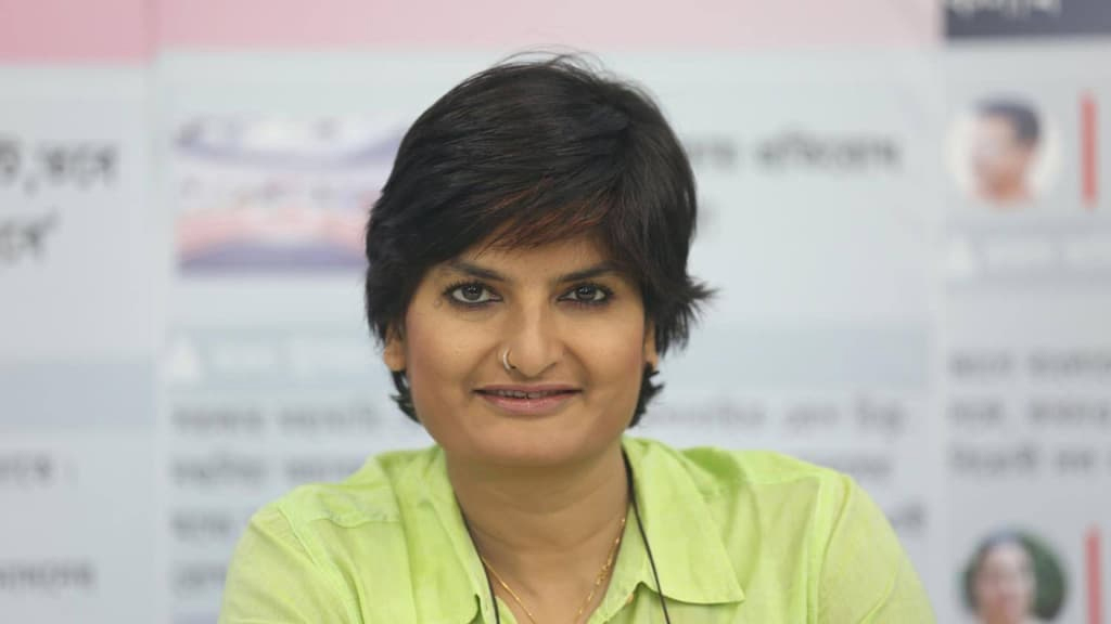 সাংবাদিক মুন্নী সাহা গ্রেফতার