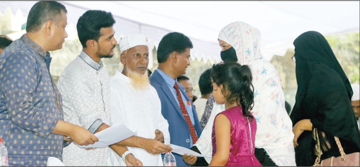  বহিরাগত শক্তি নয়, জনগণের মেন্ডেটই হবে ক্ষমতায় আসার একমাত্র অবলম্বন : উপদেষ্টা আসিফ মাহমুদ 