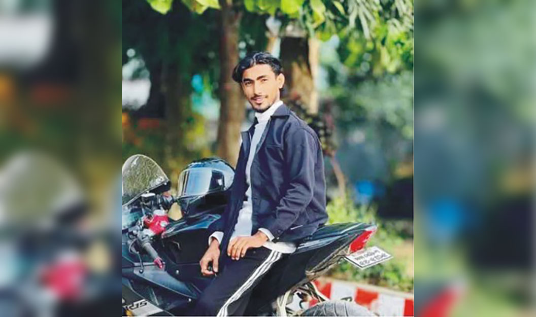   কুমিল্লায় বিজয় র‌্যালি শেষ করে ফেরার পথে মোটরসাইকেল দুর্ঘটনায় শিক্ষার্থীর মৃত্যু 