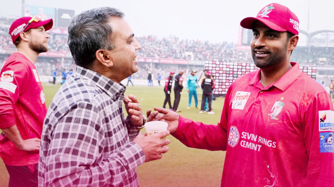   যে কারণে বিপিএল ছাড়ার হুমকি দিলেন বরিশালের মালিক