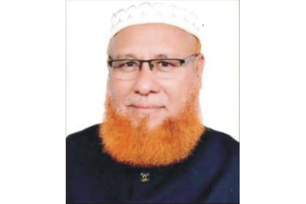  নাঙ্গলকোটে চেয়ারম্যানকে পিটিয়ে পুলিশে সোপর্দ