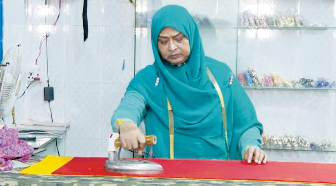 “নিজের রক্ত বিক্রি করে জীবন নির্বাহ করা নাছিমা এখন কোটিপতি” 