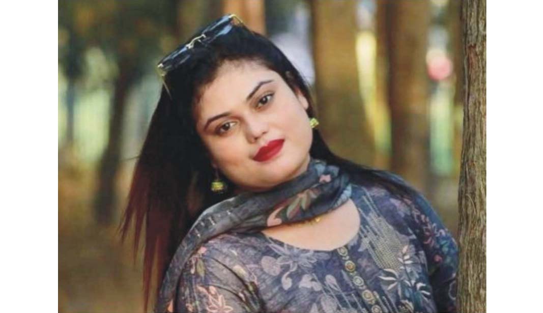   দেবিদ্বার হত্যা মামলায়  যুব মহিলালীগ  নেত্রী গ্রেপ্তার