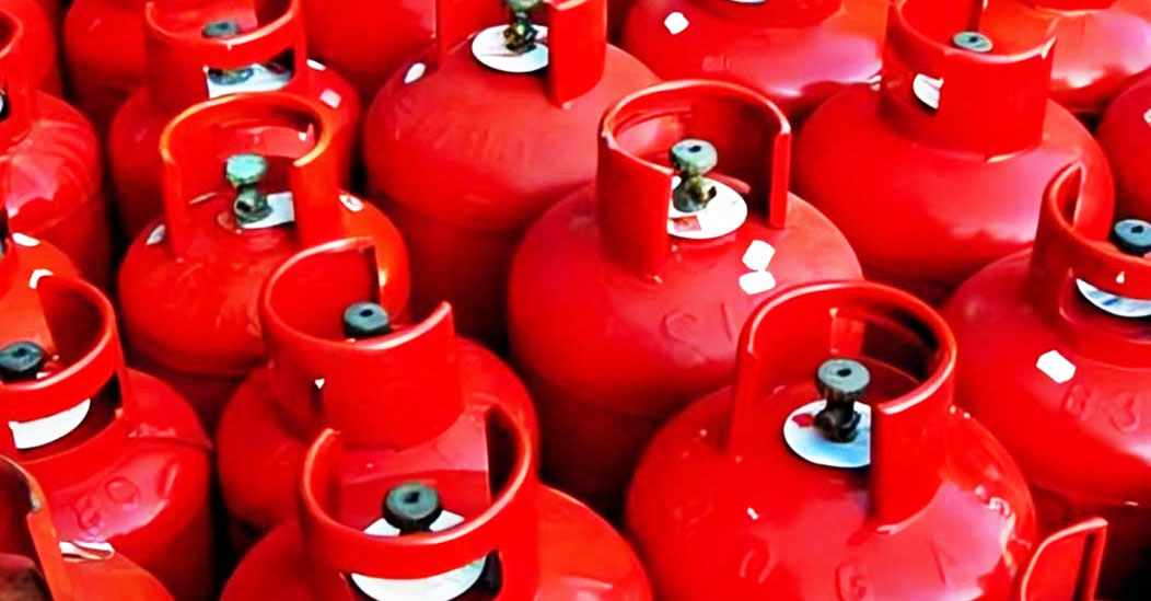  ১ হাজার ৩৭৬ কোটি টাকার এলএনজি কিনবে সরকার