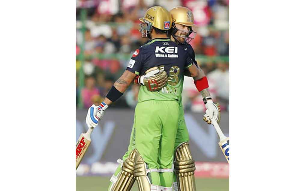  রাজস্থানকে উড়িয়ে তিনে উঠে এলো বেঙ্গালুরু 