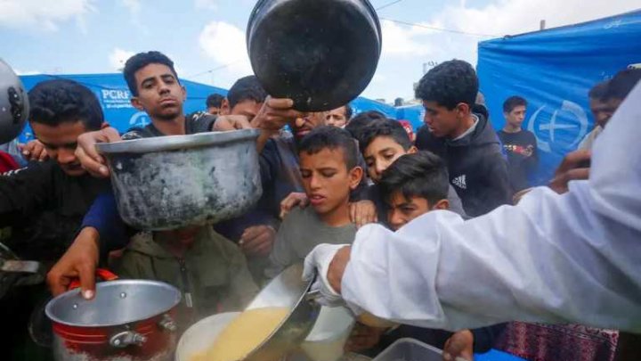 গাজায় ত্রাণ বিতরণের নিয়ন্ত্রণ নিচ্ছে যুক্তরাষ্ট্র, জাতিসংঘকে সরিয়ে দেওয়ার চেষ্টা
