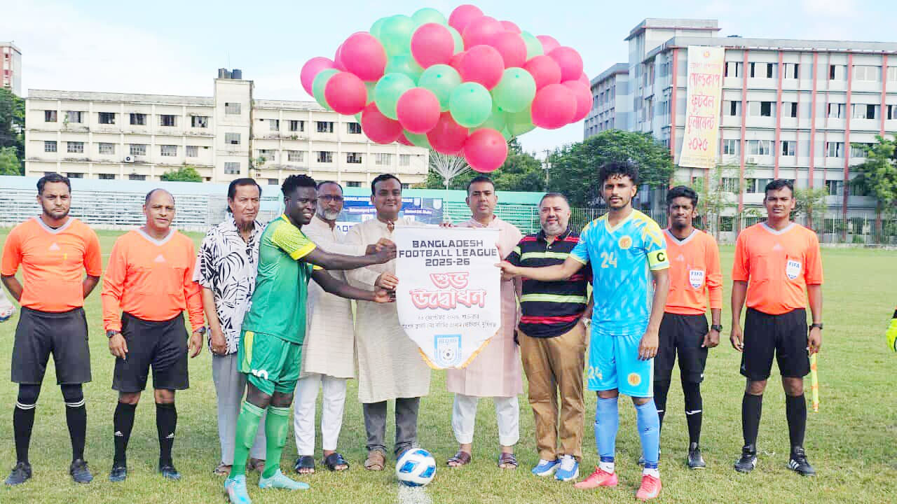  দশ জনের রহমতগঞ্জকে হারাতে পারেনি আবাহনী