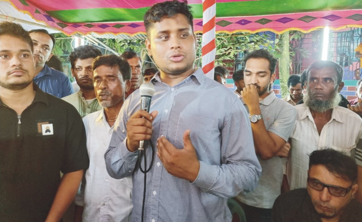  ৫ আগস্টের পর হিন্দু  সম্প্রাদায়কে ভয় দেখানো হতো: হাসনাত আব্দুল্লাহ   