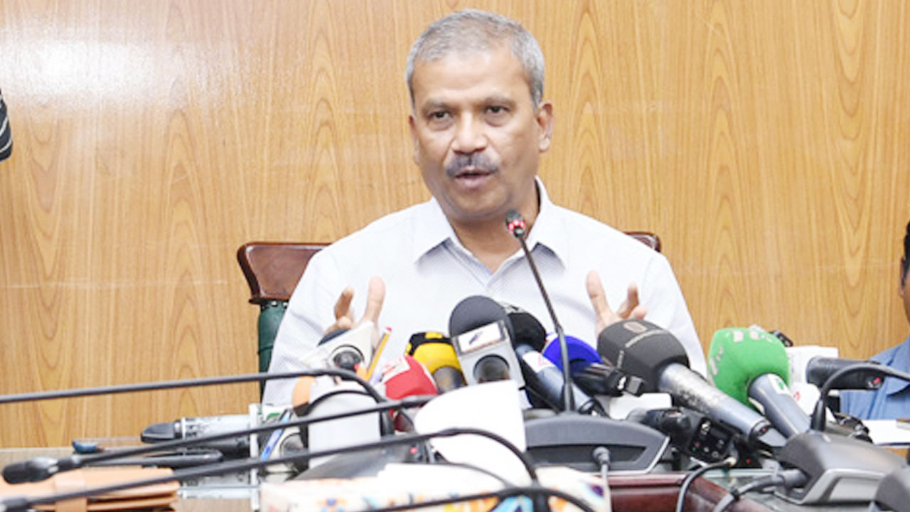  বিকেএসপিসহ তিন বিষয়ে প্রাধান্য নতুন ক্রীড়া উপদেষ্টার