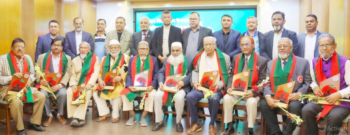  বীর মুক্তিযোদ্ধাদের সংবর্ধনা দিলো কুমিল্লা ক্লাব