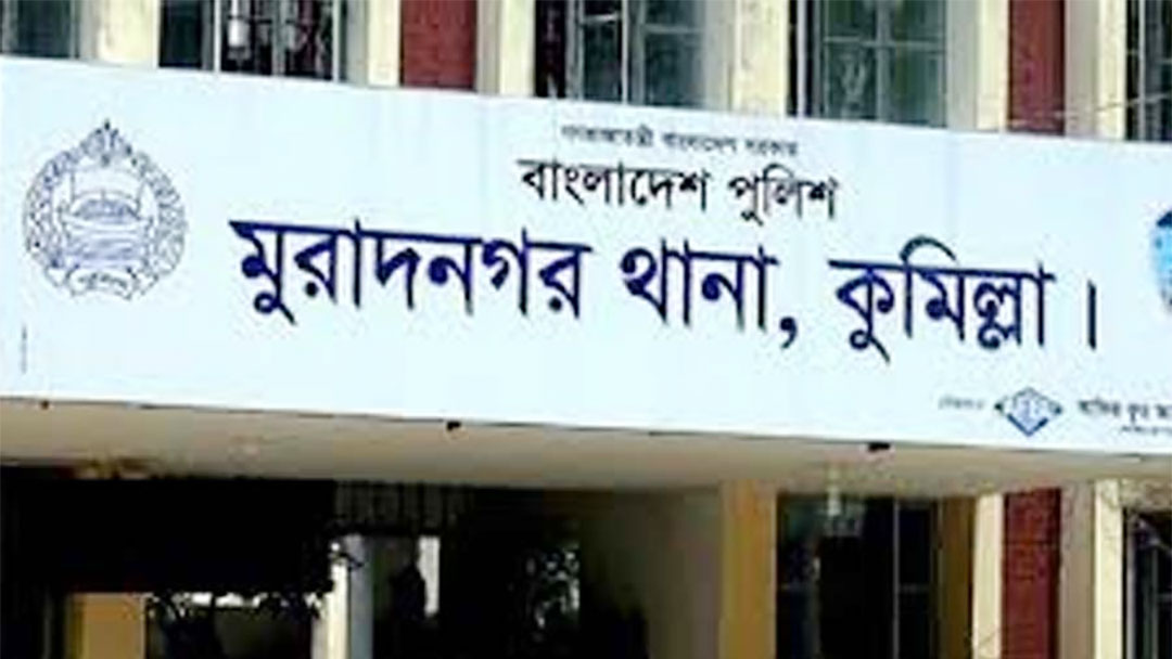  মুরাদনগরে  হেফাজত নেতার  ওপর মুখোশধারী দুর্বৃত্তদের হামলা