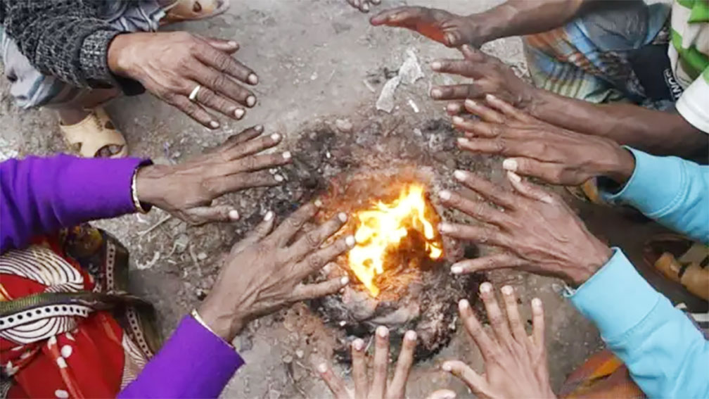   কুমিল্লায় শীতের দাপট, বিপর্যস্ত জনজীবন 