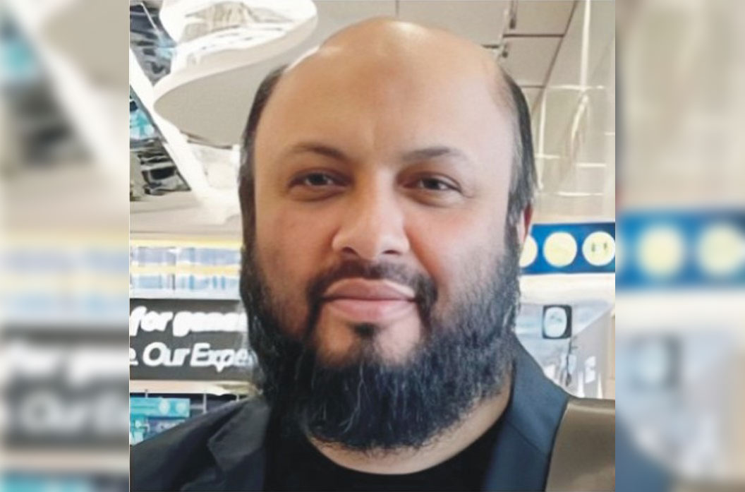   হাজী ইয়াছিন কাকা রাজনীতিতে জুনিয়র এমন কথা বলিনি -সায়মন