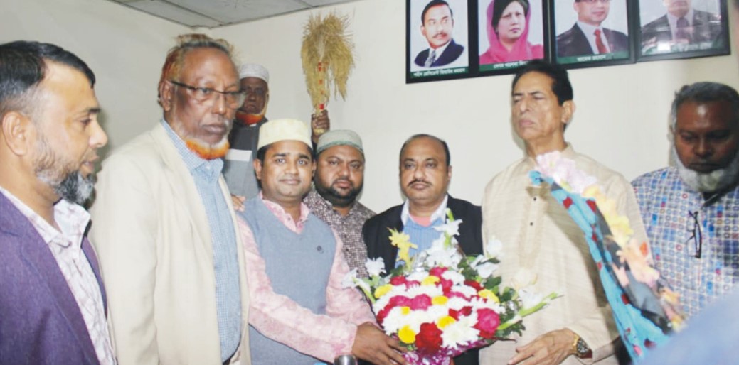   কুমিল্লা-১০ আসনে গফুর ভূঁইয়ার পক্ষে কাজ  করার ঘোষণা জেলা যুবদল নেতা আহছান উল্লাহর