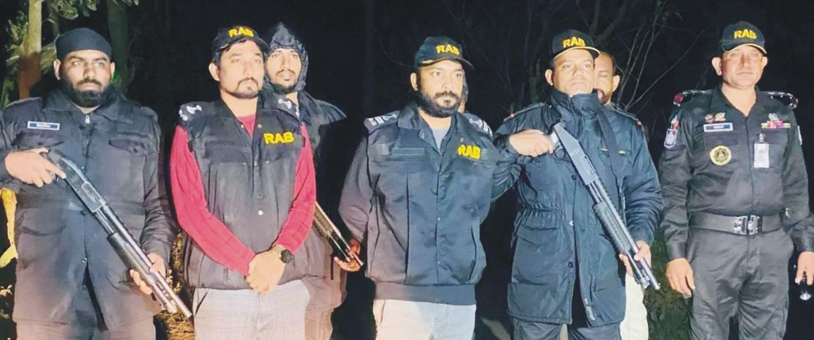  হাইওয়ে পুলিশ ফাঁড়ি থেকে লুট  হওয়া অস্ত্র উদ্ধার