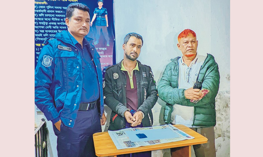  নাঙ্গলকোটে মাদক  কারবারি আটক 